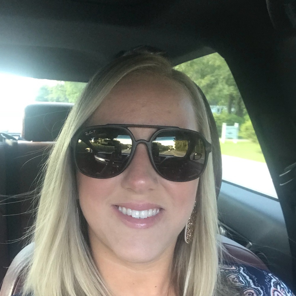 Meet your Posher, Michelle